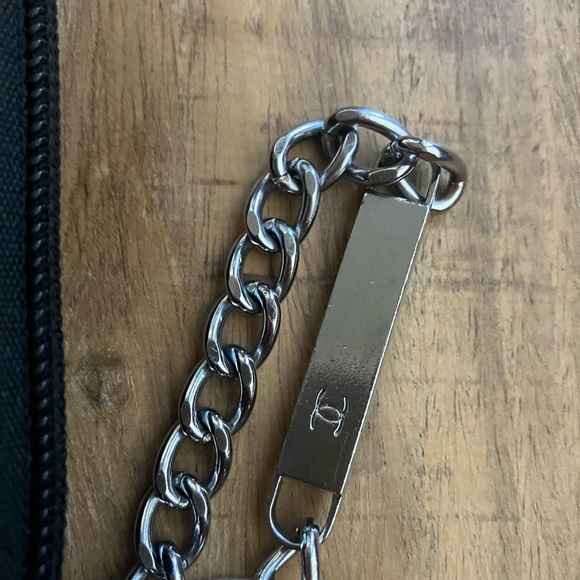 Chanel quilted Zippy wallet - Picture 6 of 16